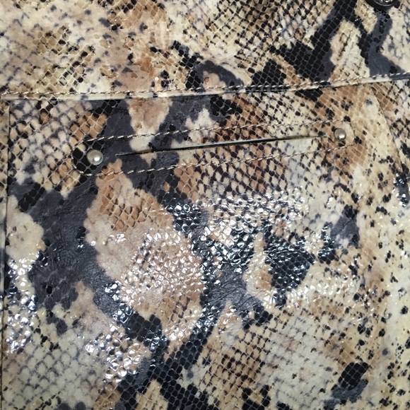 B Makowsky Natural Python Bag - Picture 9 of 9